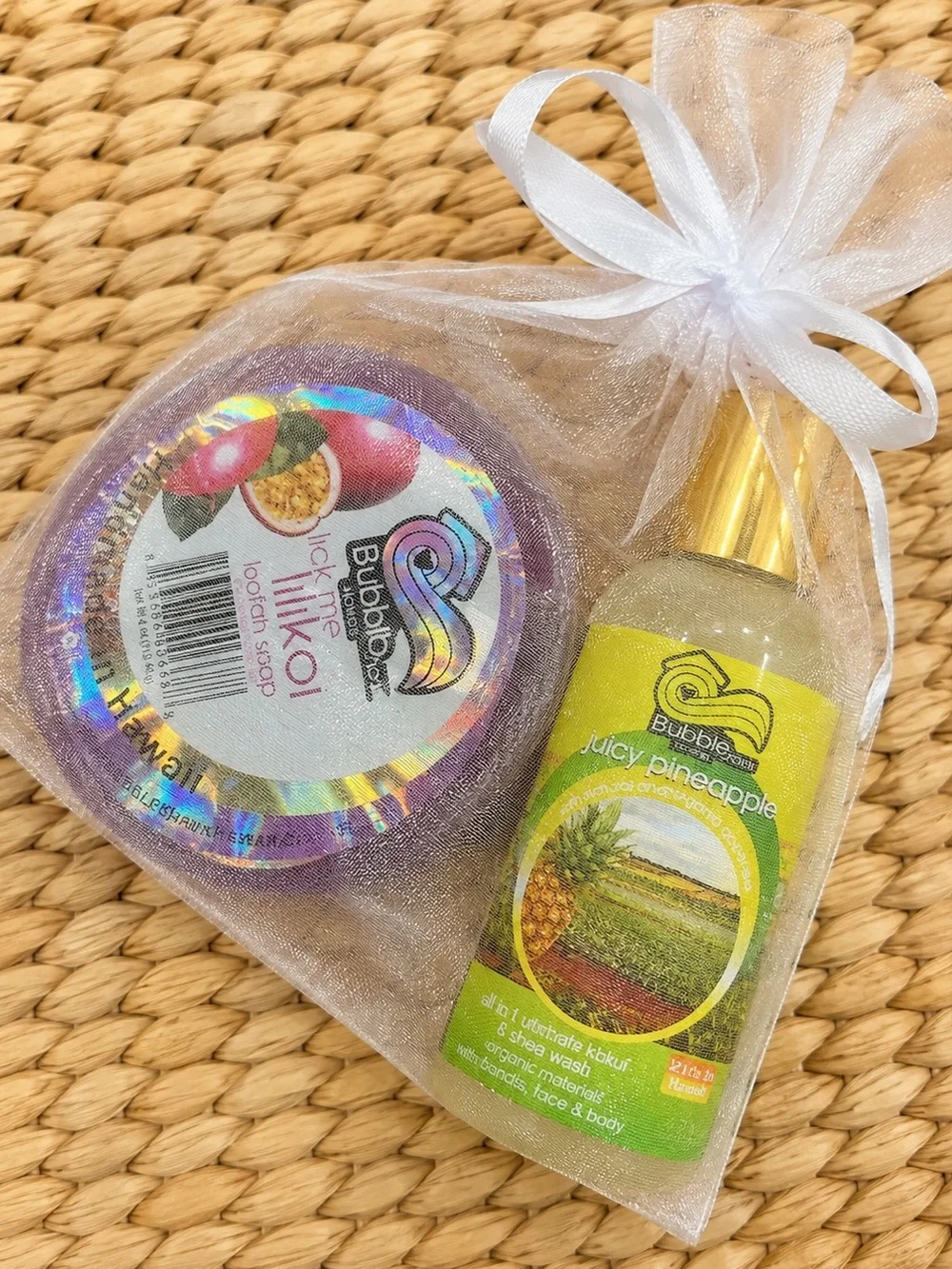 Hawaii Gift Set - Reusable Tote Bag, 2 Tropical Soap Bundles